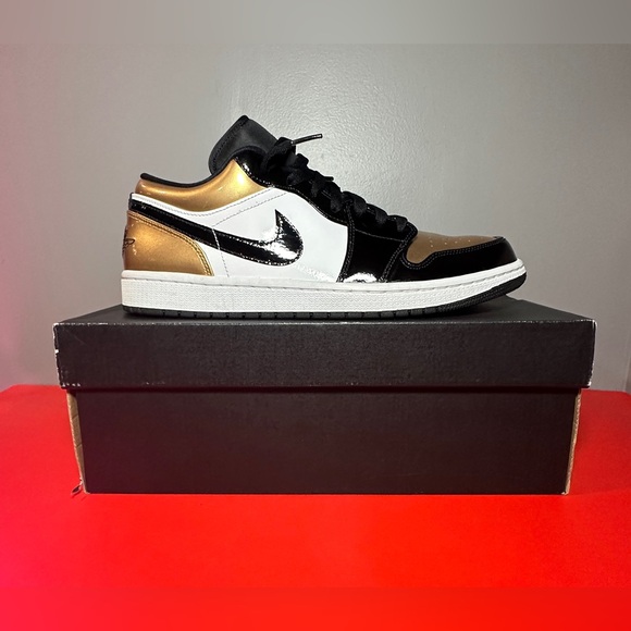 Size Air Jordan Low Gold Toe